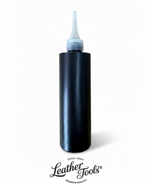 LeatherToolsTR deri yapıştırıcısı, kenar boyası ve sıvı uygulamaları için ince uçlu siyah esnek boş aplikatör şişesi.