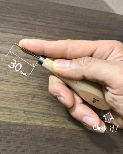 OKA Factory profesyonel deri bizi ele tam oturan ergonomik sap ve 30mm ideal uç uzunluğu detayı